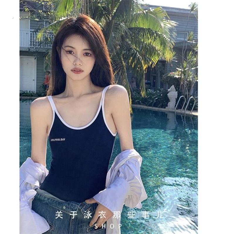 学游泳专用泳衣连体大码女款纯欲风保守专业竞速运动日系吊带复古
