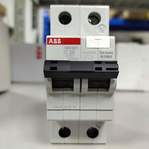 ABB双电源转换开关OTM125F4CM230V；1SCA121583R1001