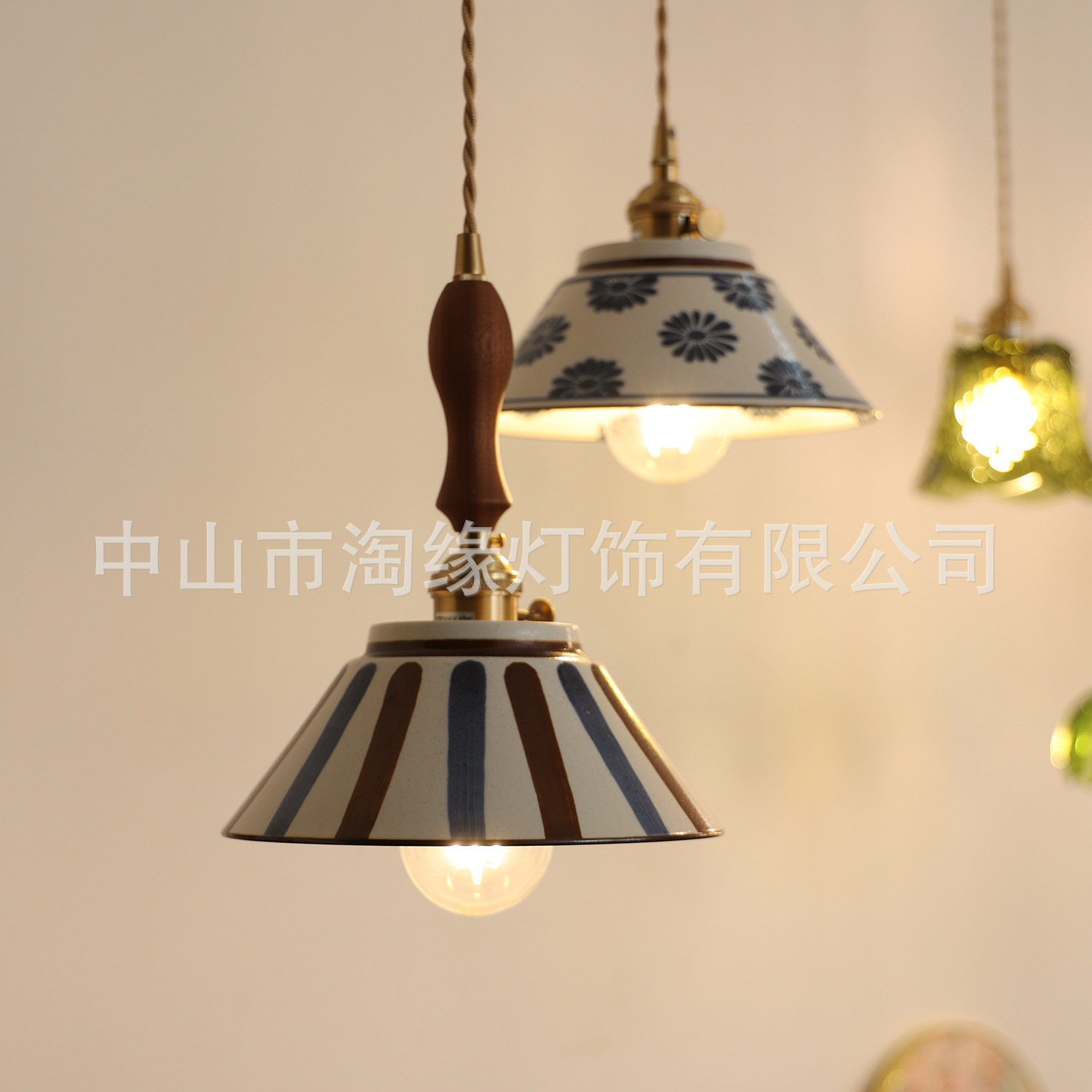 复古中国风彩釉青花陶瓷小吊灯