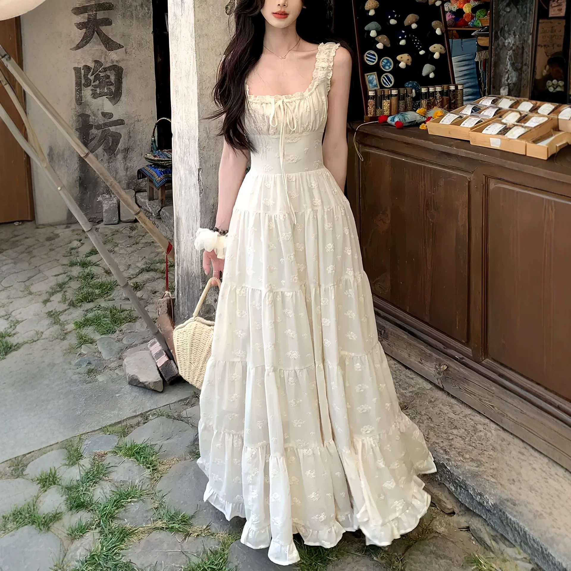 一K甜桃yiket《摩纳庄园》夏掐腰吊带连衣裙女白色海边丁达尔裙