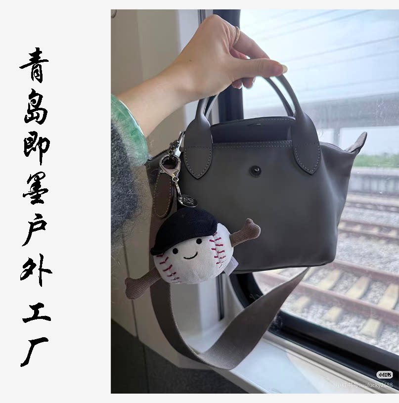 灰色牛皮迷你饺子包女手提包通勤小包可爱挂件装饰包