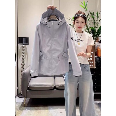 2026春季新款连帽冲锋衣