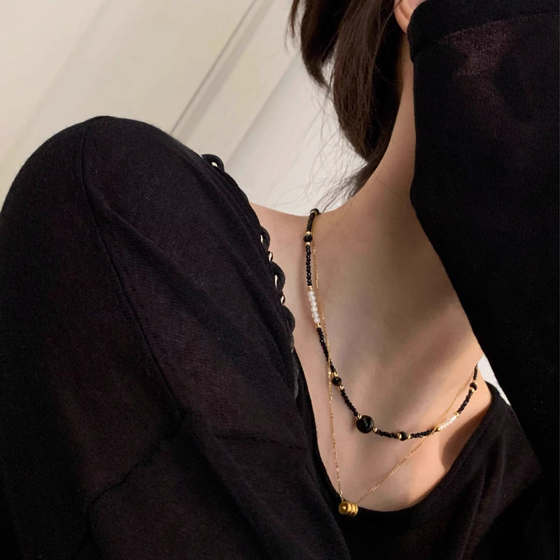 天然淡水珍珠黑玛瑙项链气质高级感水晶锁骨链女