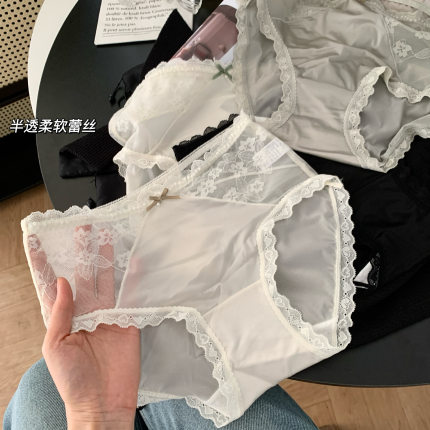 轻奢丝滑缎面蕾丝内裤女士10A抗菌纯棉加长裆中腰高弹三角裤2026