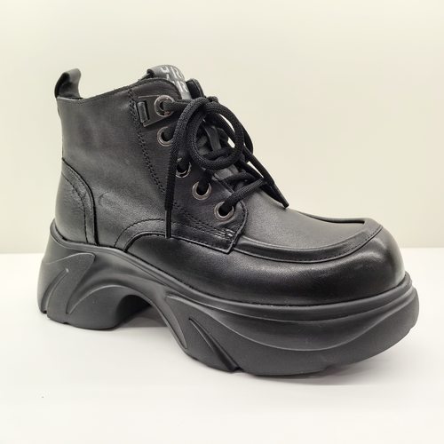 意尔康女鞋2025冬季新款英伦真皮高跟马丁靴加绒摇摇厚底棉短靴子