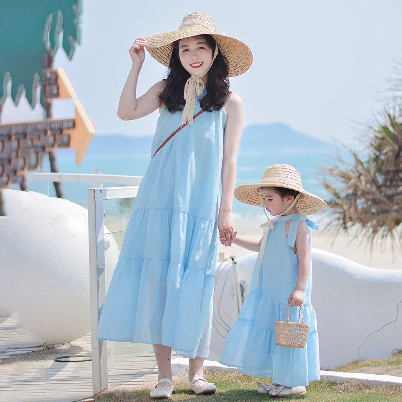 亲子装连衣裙夏季女童海边度假风公主裙洋气时髦母女装沙滩吊带裙