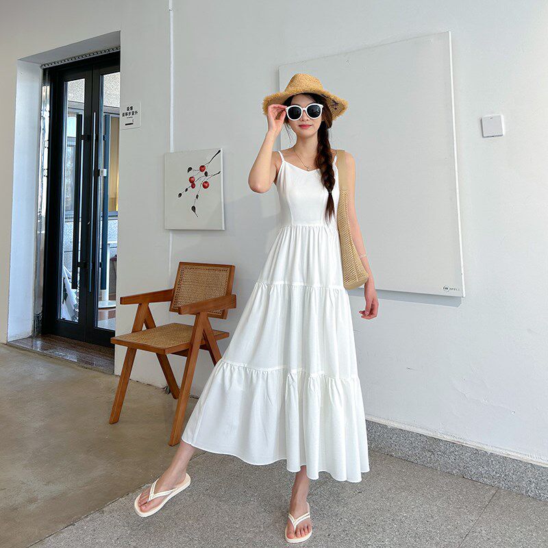 白色吊带裙长款2025新款女连衣裙夏季法式高级感气质显瘦小众内搭