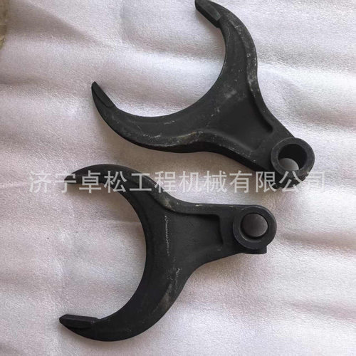 小松推土机D60PL-8齿轮换挡叉141-14-32125用于推土机配件