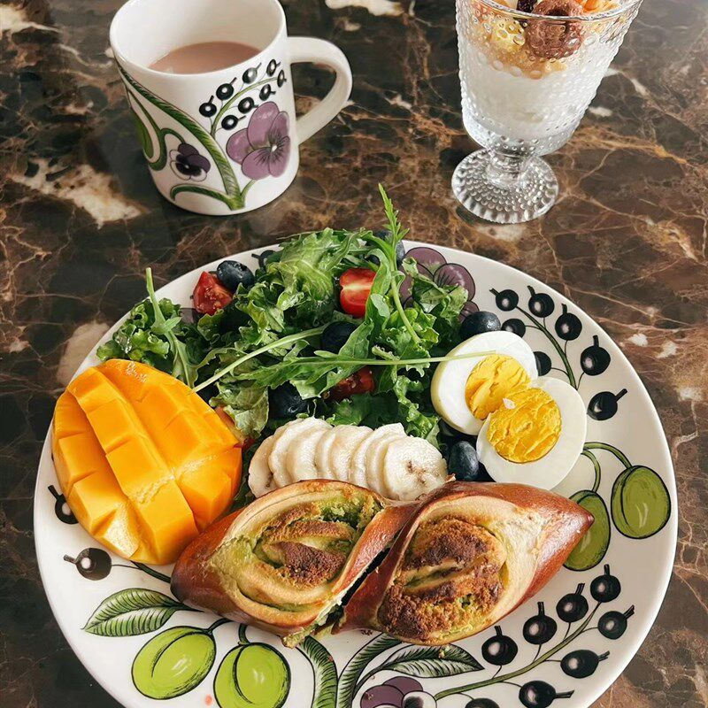 新款 芬兰Arabia紫色硕果陶瓷餐具 马克杯茶杯咖啡杯碟盘子碗水壶