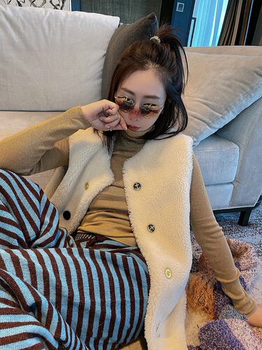 2021秋冬新款彩色纽扣颗粒绒皮草马甲中长款加厚羊羔毛背心外套女