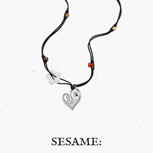飒米SESAME亚克力爱心吊坠项链女