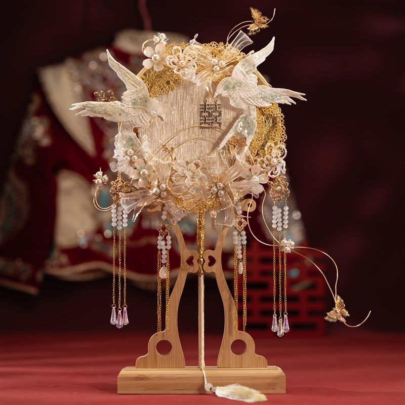 古风结婚礼团扇香槟色造花液新娘扇子喜扇出嫁接亲手捧花dy材料包