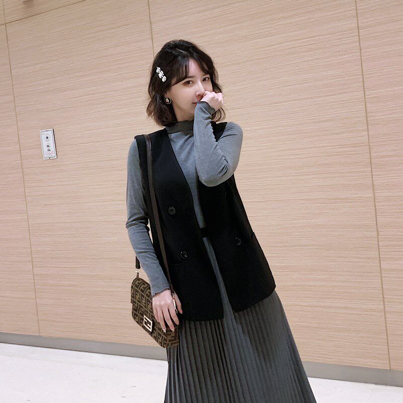 黑色西装马甲背心外套女短款春秋气质休闲小个子V领西服马夹外穿