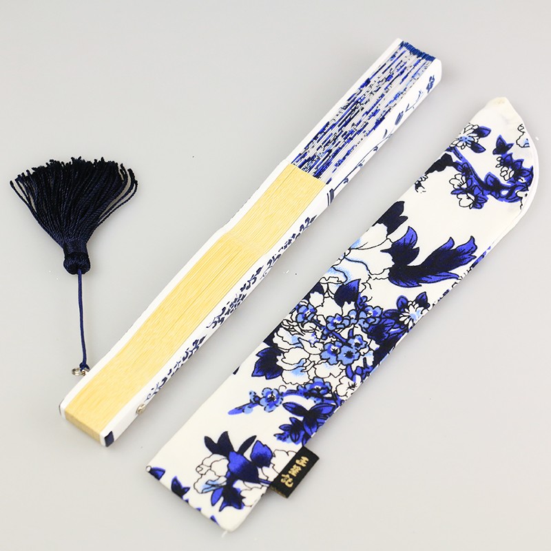 王星记扇子女式绢扇青花瓷礼盒套装中国风古风礼品折扇工艺扇收藏
