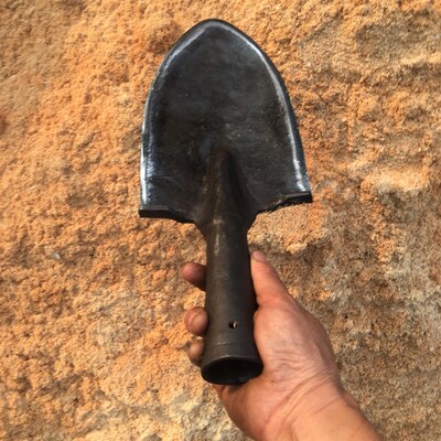 手工锻打工兵铲户外开路铲铲斧多功能工兵铲驴友户外野营铲子斧铲