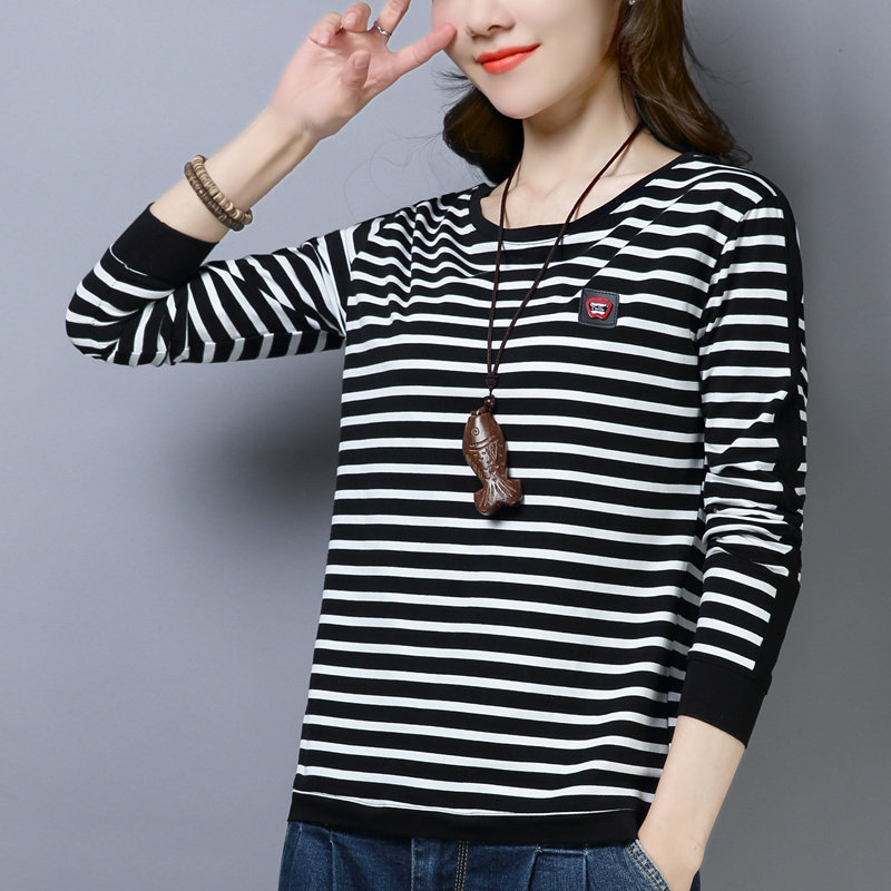 纯棉长袖t恤女 宽松2021年新款妈妈装条纹上衣打底衫大码秋衣外穿