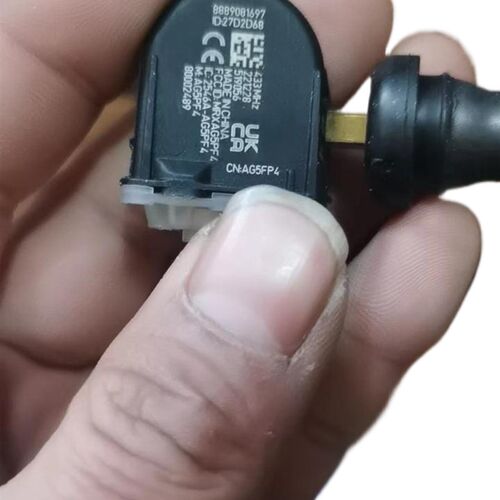 极氪001 009胎压传感器胎压监测内置器胎压高监测精度器胎压
