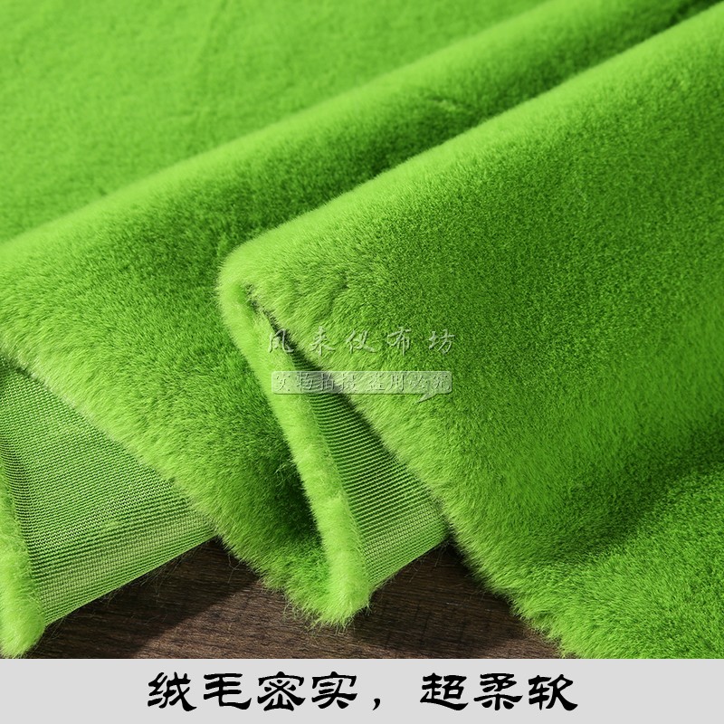 仿獭兔毛布料仿动物毛皮草马甲披风服装面料兽装毛布绒毛布短毛绒图片