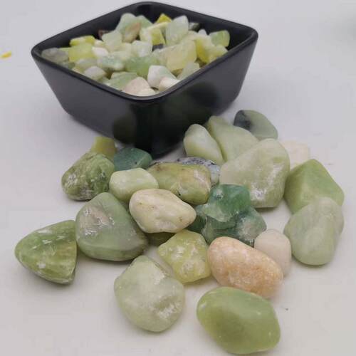 工程黑石瓜米石 米黄卵石园林白色鹅卵石3-5mm豆石玉石