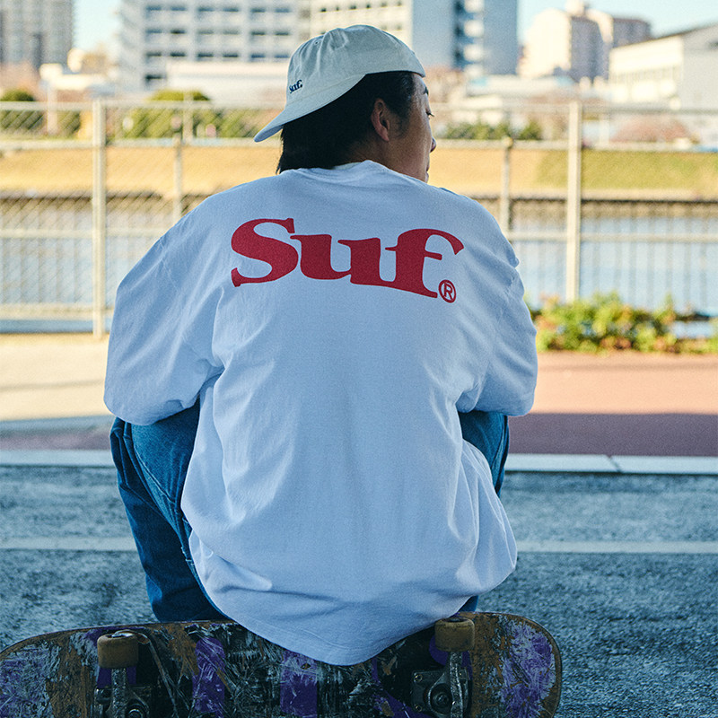 Suf简约宽松字母印花短袖T恤