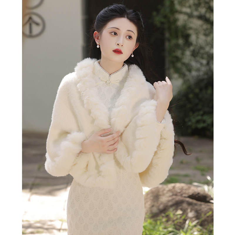 旗袍婚纱披肩秋冬季2024新款新娘结婚敬酒服加厚加绒外搭斗篷白色
