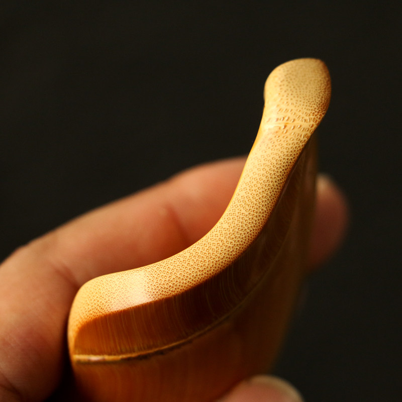 精品纯手工精磨天然龟背形龟甲竹手把件竹雕小茶则竹把玩小茶荷