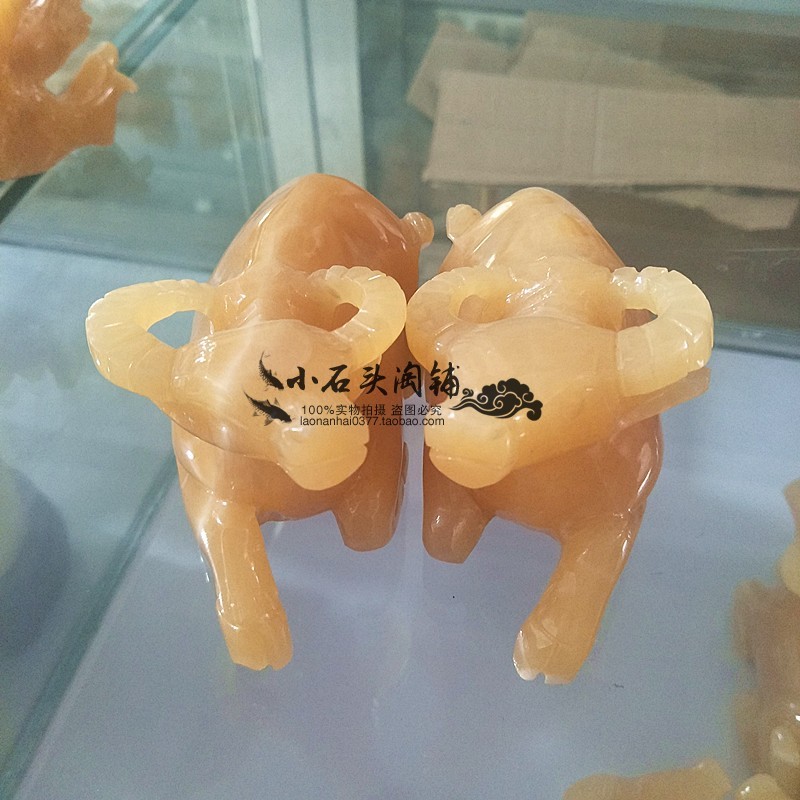 天然玉石米黄玉手工卧牛生肖摆件家居客厅装饰朋友同事送礼工艺品