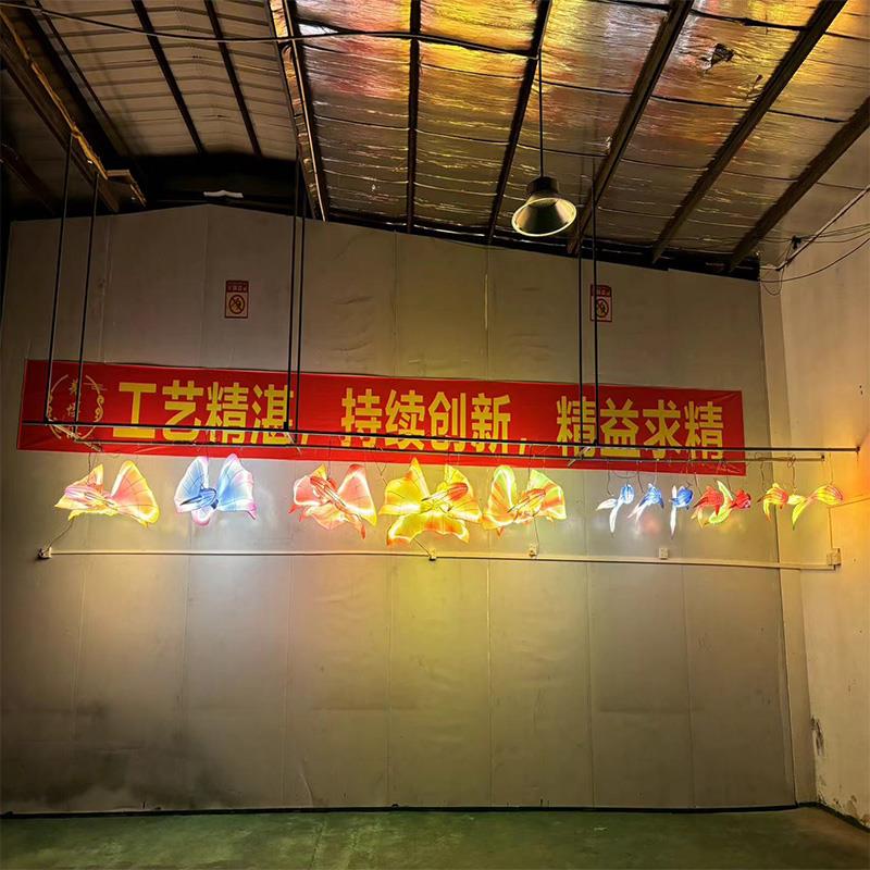 大型户外防水发光锦鲤鱼餐厅商场吊饰非遗金鱼装饰创意鱼灯可定制