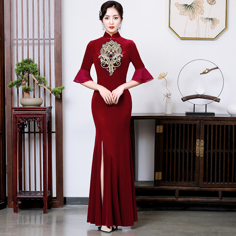 旗袍2021年新款女夏改良中国风优雅高端舞蹈走秀鱼尾年轻款演出服