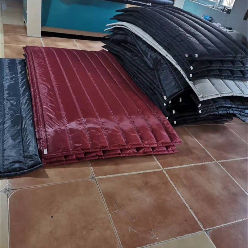 酒吧加厚隔音推拉折叠保暖挡风防水洗车隔断工厂家用保暖超厚门帘图片
