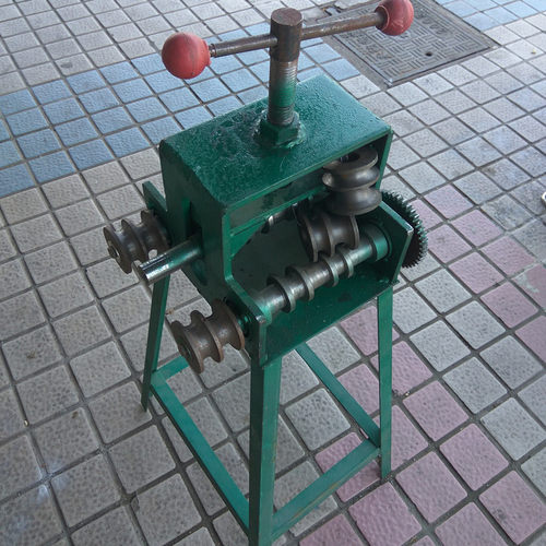 邦远多功能手摇弯管机38型