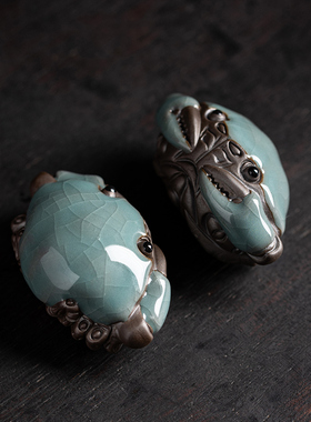 陶瓷小螃蟹茶宠摆件哥窑手工把玩螃蟹可养茶玩创意茶台茶桌装饰品