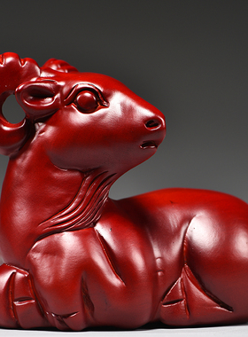 红色雕刻羊摆件十二生肖木羊工艺礼品摆饰办公摆设家居客厅摆设装