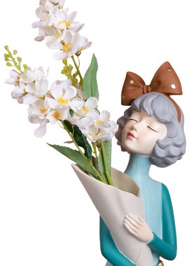 手捧花女孩摆件北欧轻奢客厅玄关餐桌装饰品创意花插花瓶生日礼物