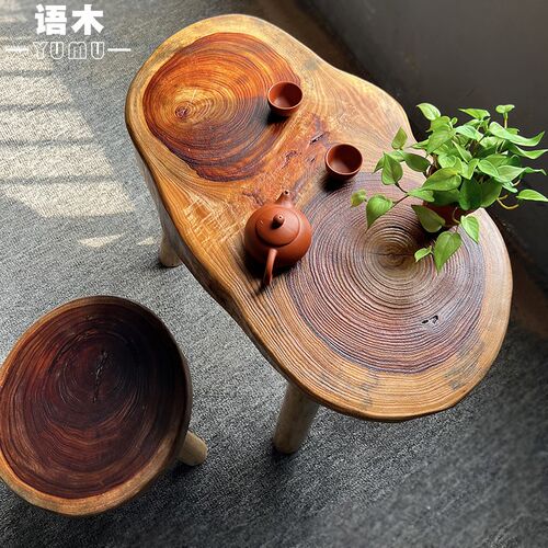 小型餐桌 实木香樟木特色阳台小桌家用吃饭喝茶根雕桌天然创意