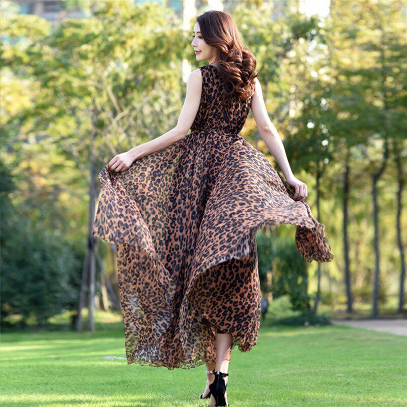 超长及踝长裙新款豹纹雪纺连衣裙夏大摆裙大码宽松V领沙滩裙仙