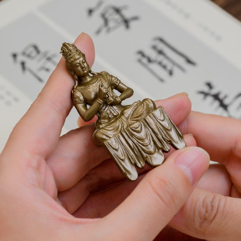 大日如来佛祖像随身佛摆件毗卢遮那如来黄铜像中式禅意茶空间装饰