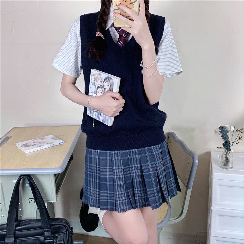星星抱月球校供感jk毛衣针织马甲背心外穿外套女2021年新款马甲