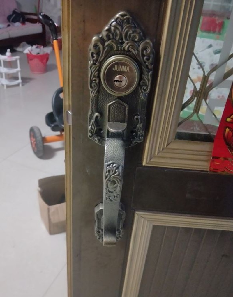 老式金门锁老式铝合金双开门锁俩舌锁青古铜拉手锁按压锁芯配件