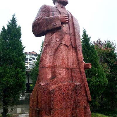 列宁玻璃钢彷铜雕塑名人校园文化广场城市大型公园铸铜人物雕像