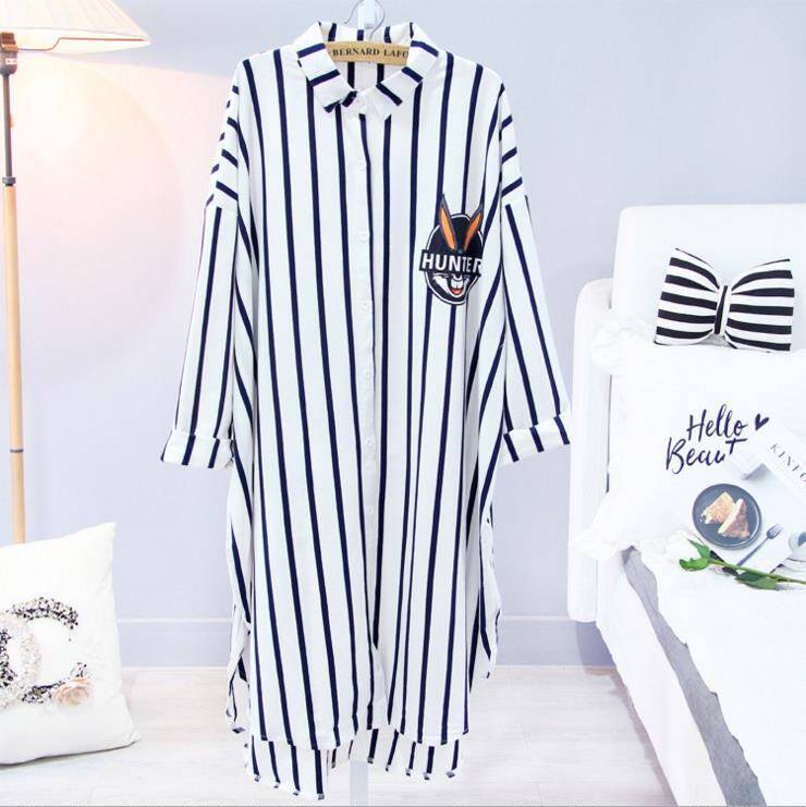 欧瑞尔睡衣家居女大码纯棉学生衬衣长袖睡裙竖条兔八哥时尚加肥款