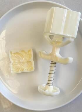 2025年新款75克立体金鱼月饼模手压式桃山冰皮月饼绿豆糕模具套装