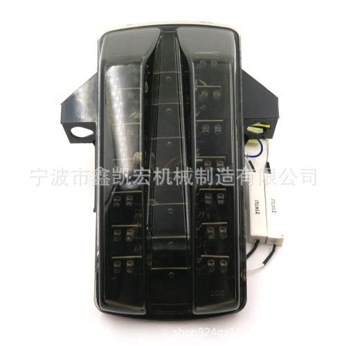 2003-2011适用铃木SV650-1000S摩托车尾灯 带转灯 改装配件