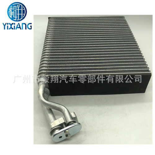 适用Export257 American Heavy Truck蒸发器245*60*280Evaporator
