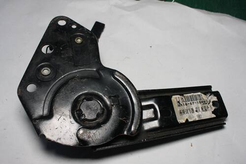 MA10-57-154M1适用于马自达HM2座椅调节器 前R 配套全兴