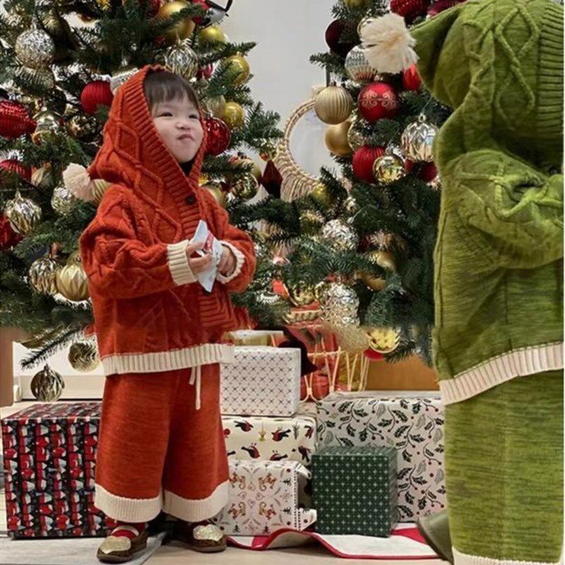 新年祝福服装儿童秋冬套装冬季婴儿新年服装男孩和女孩红色连帽毛