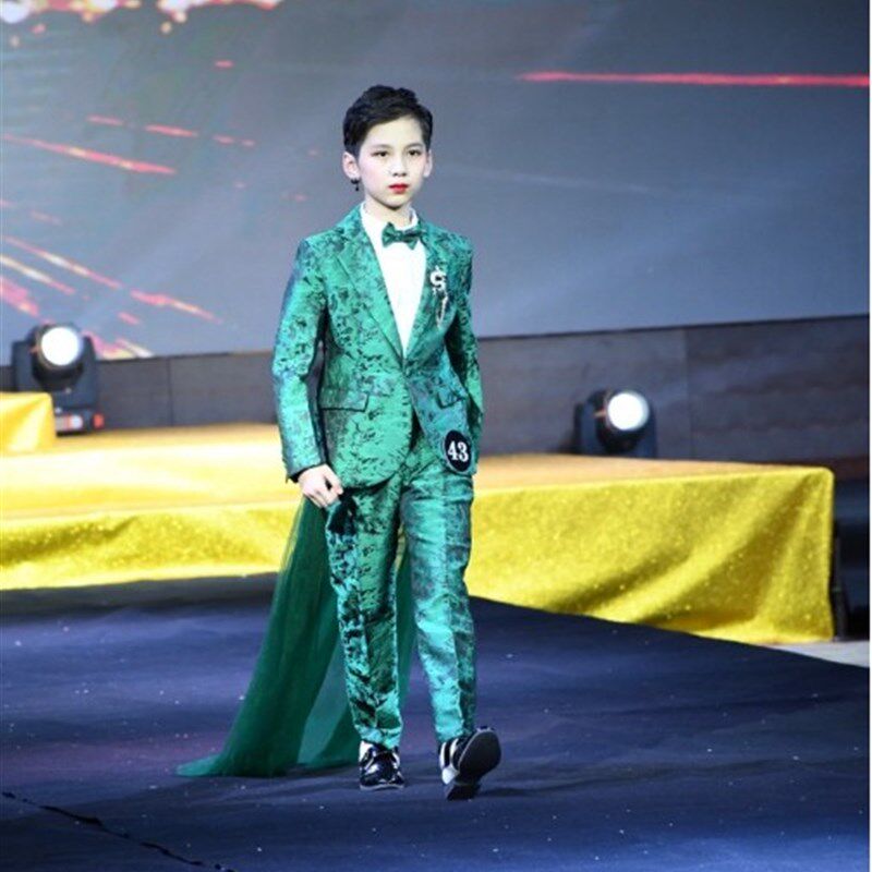 男童演出服学生T台走秀服装个性表演小西服提花绿色礼服主持模特