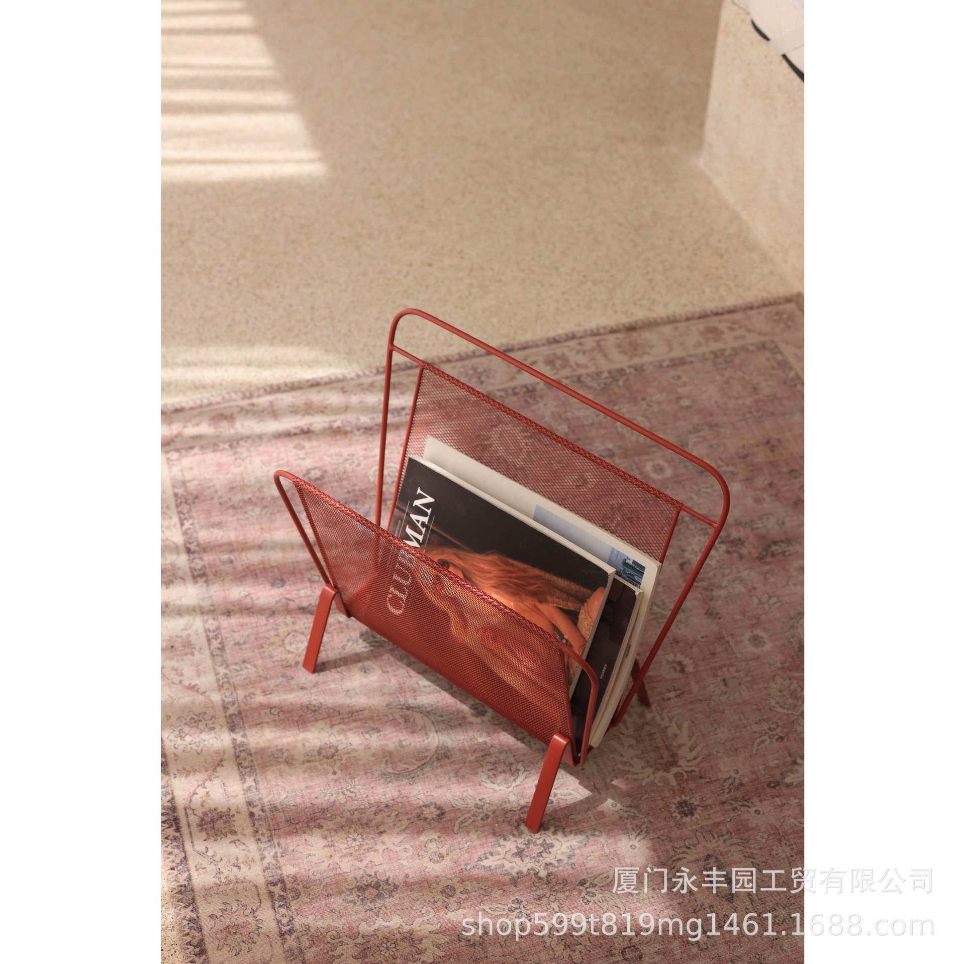 大师设计红色金属网面书报架杂志架可移动中古复刻复古简约