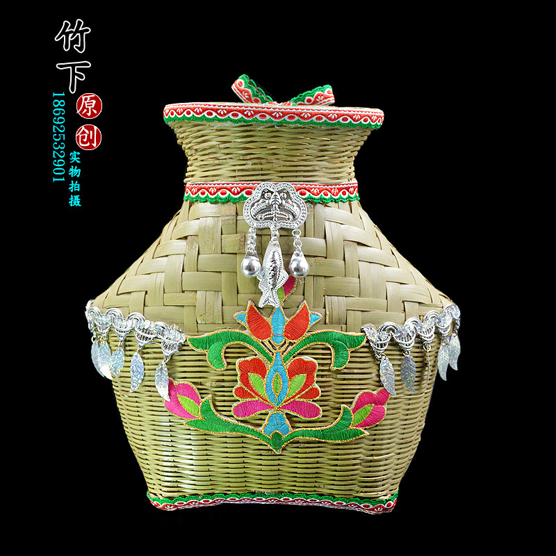 民族创意风手工编织竹制品竹背篓竹篮子手提篮舞蹈道具小背篼竹编