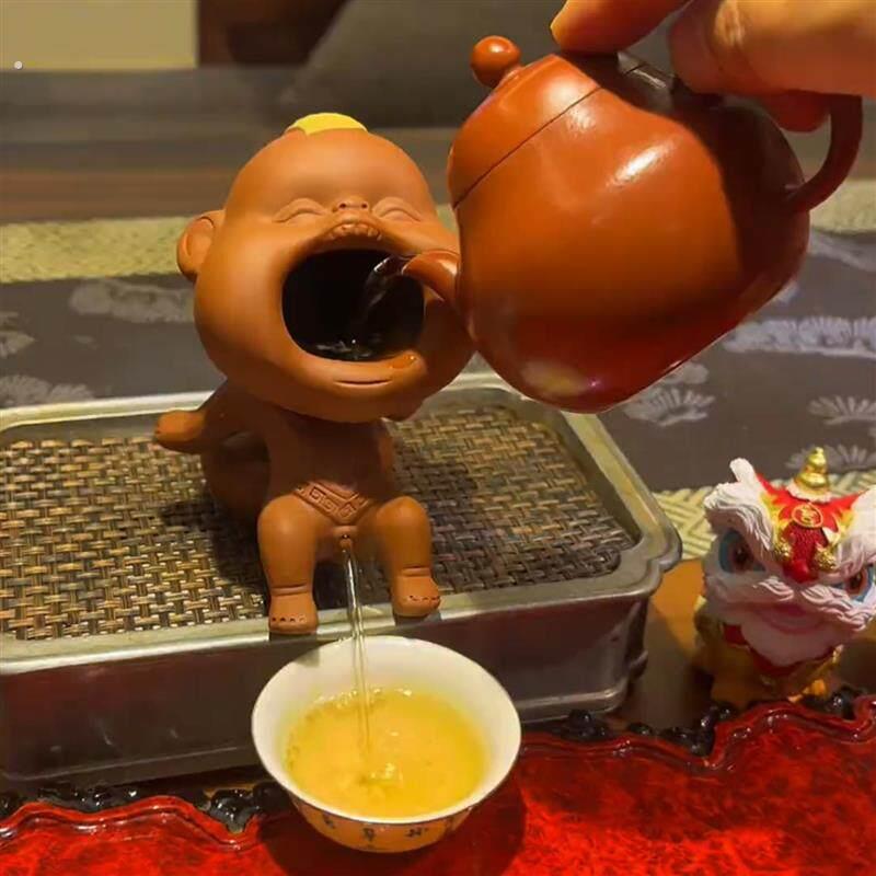 茶宠精品可养摆件2025新款紫砂撒尿娃娃喷水尿童茶漏滤茶器茶玩配